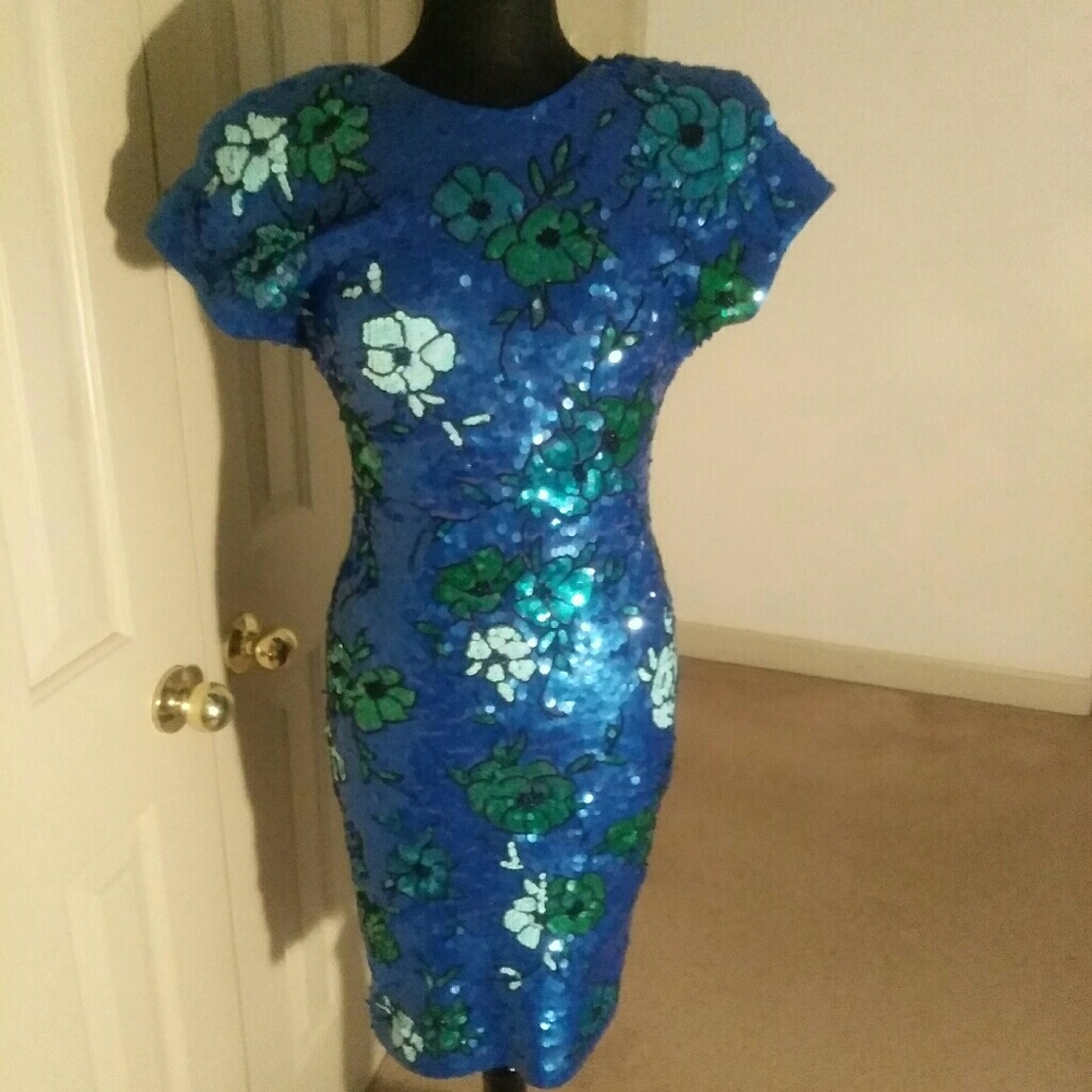 Carmen Marc Valvo Cocktail Dress
